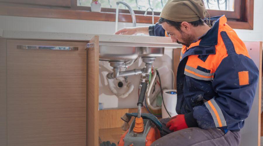 Local annual plumbing maintenance in Ewing, MO